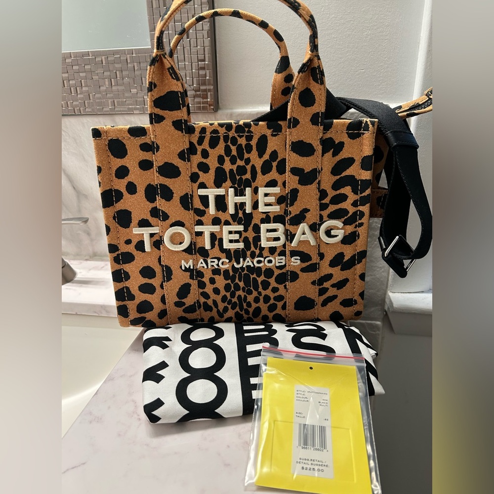 Marc Jacob’s Leopard “The Tote Bag” Purse